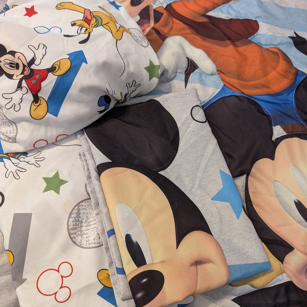 Disney Mickey Mouse Toddler Bedding Set